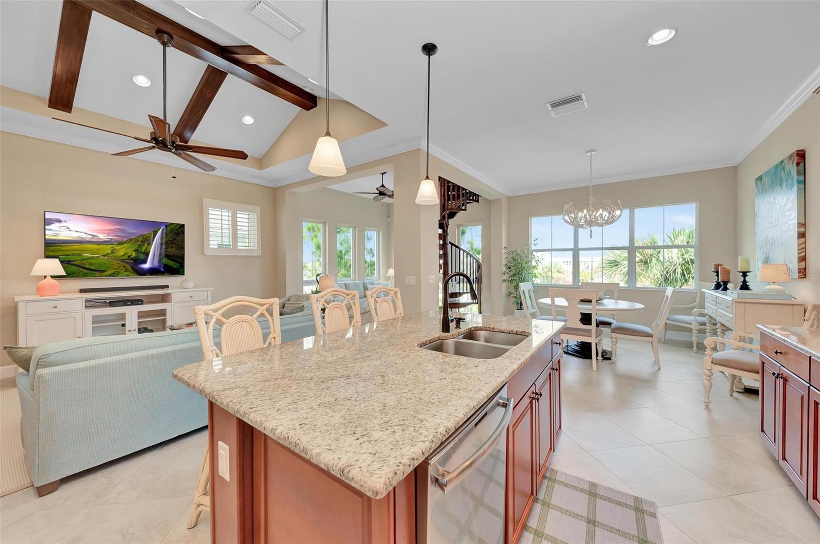 339 COMPASS POINT DR #201