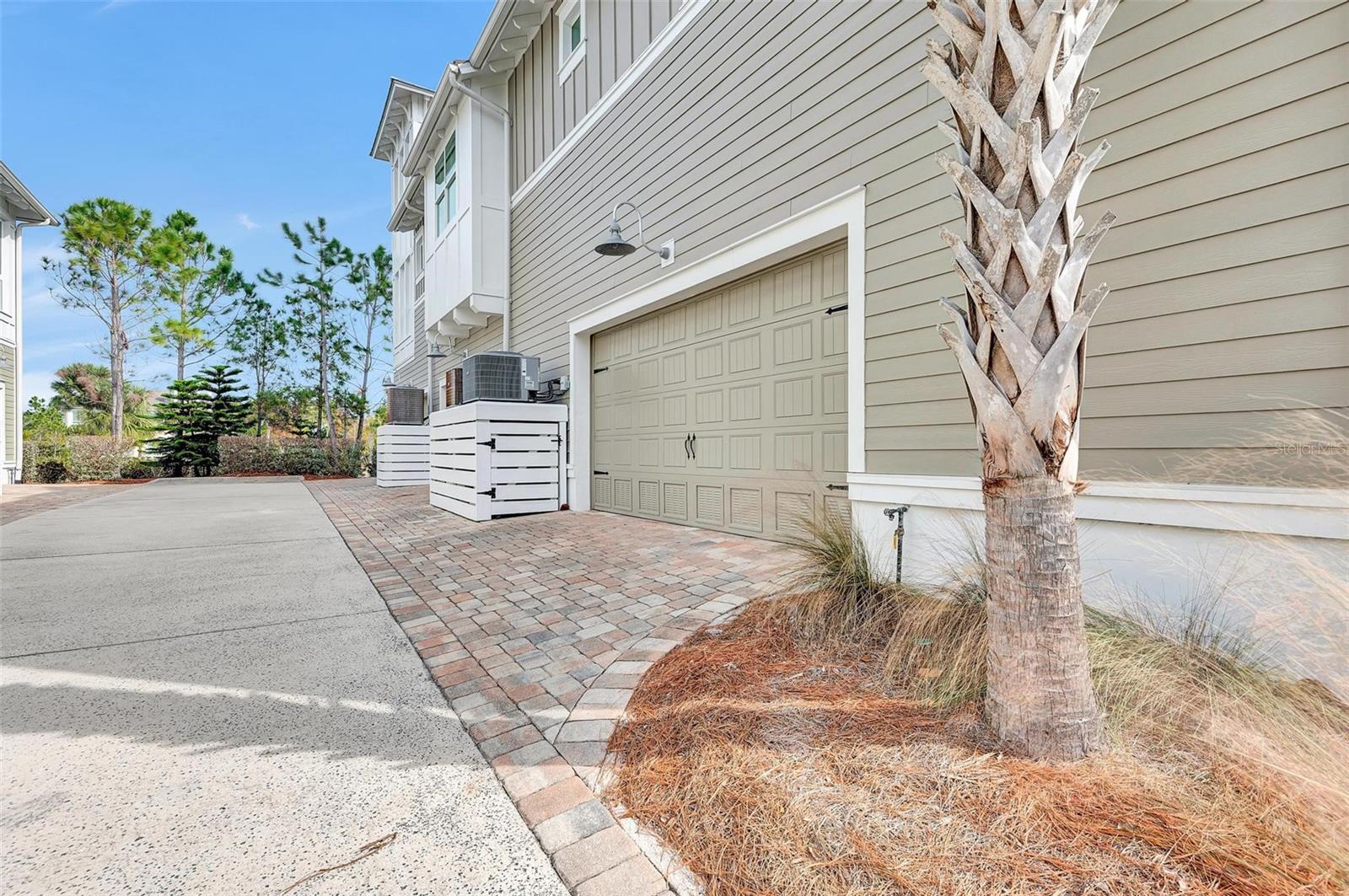 339 COMPASS POINT DR #201