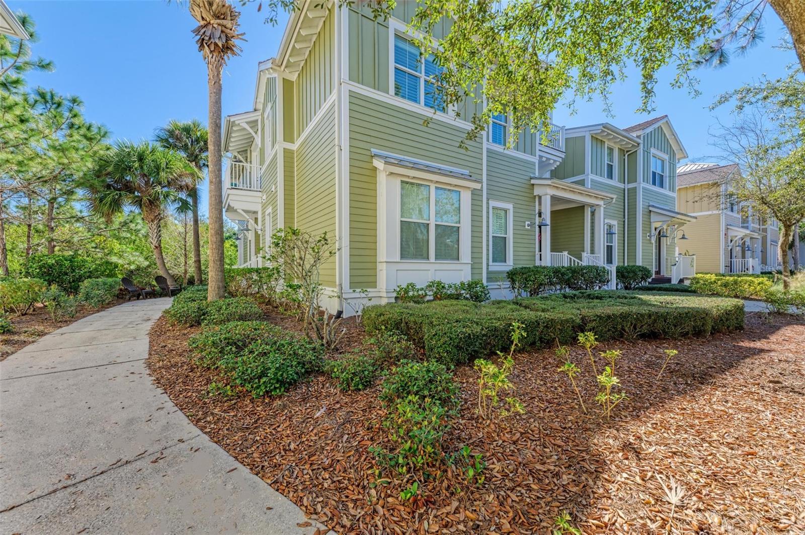 271 SAPPHIRE LAKE DR #101