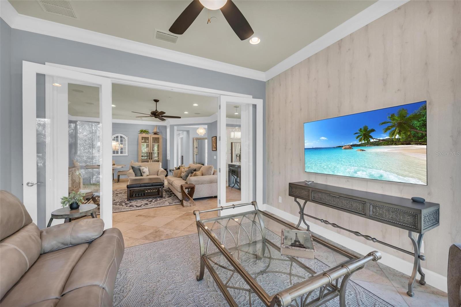 271 SAPPHIRE LAKE DR #101