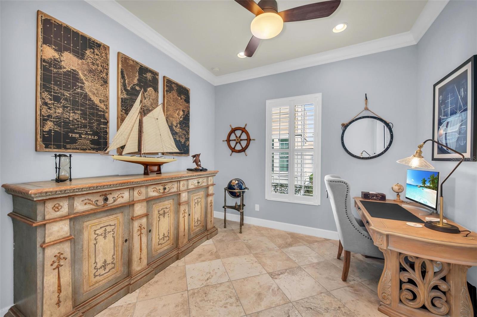 271 SAPPHIRE LAKE DR #101