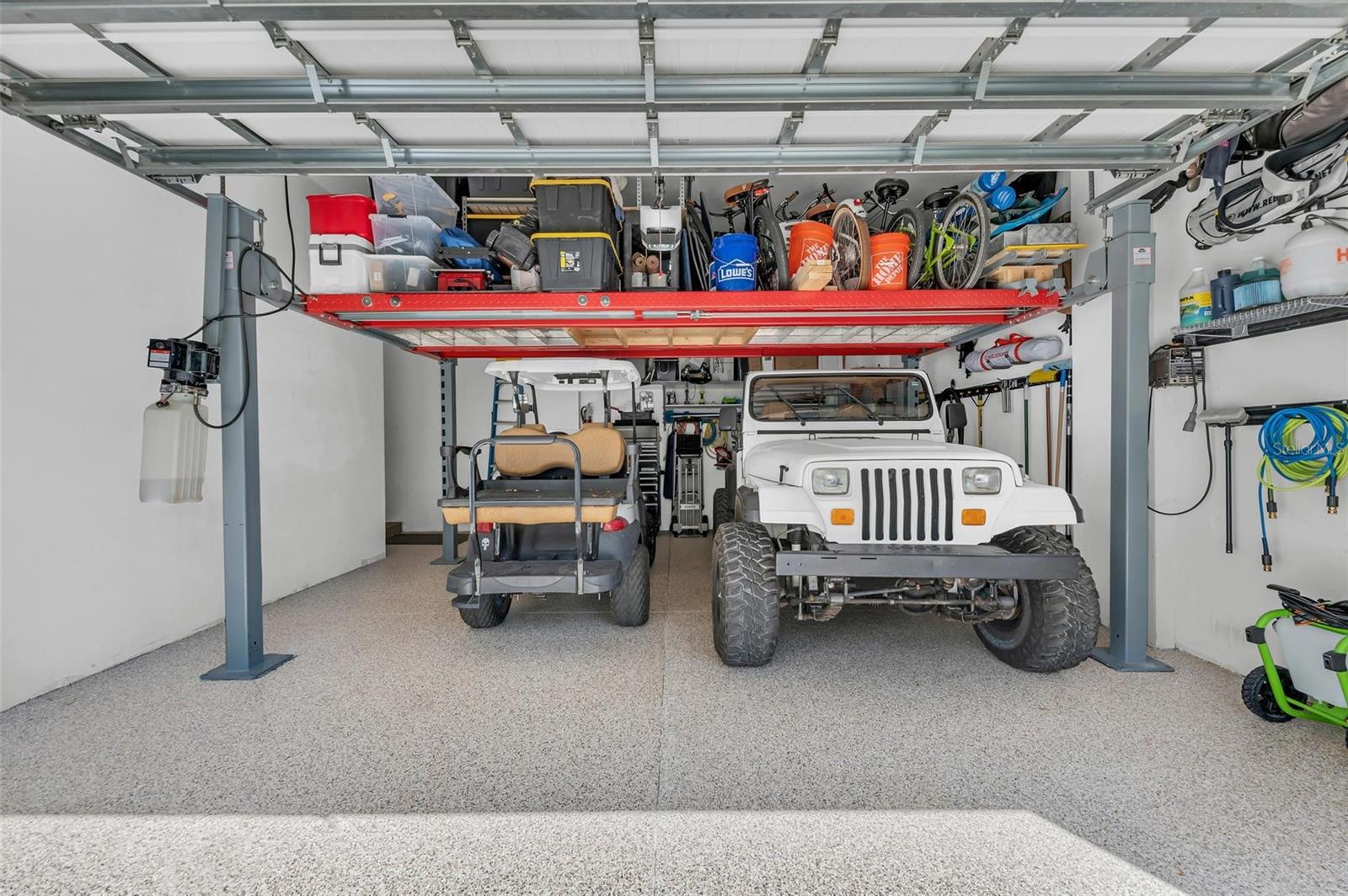 271 SAPPHIRE LAKE DR #101