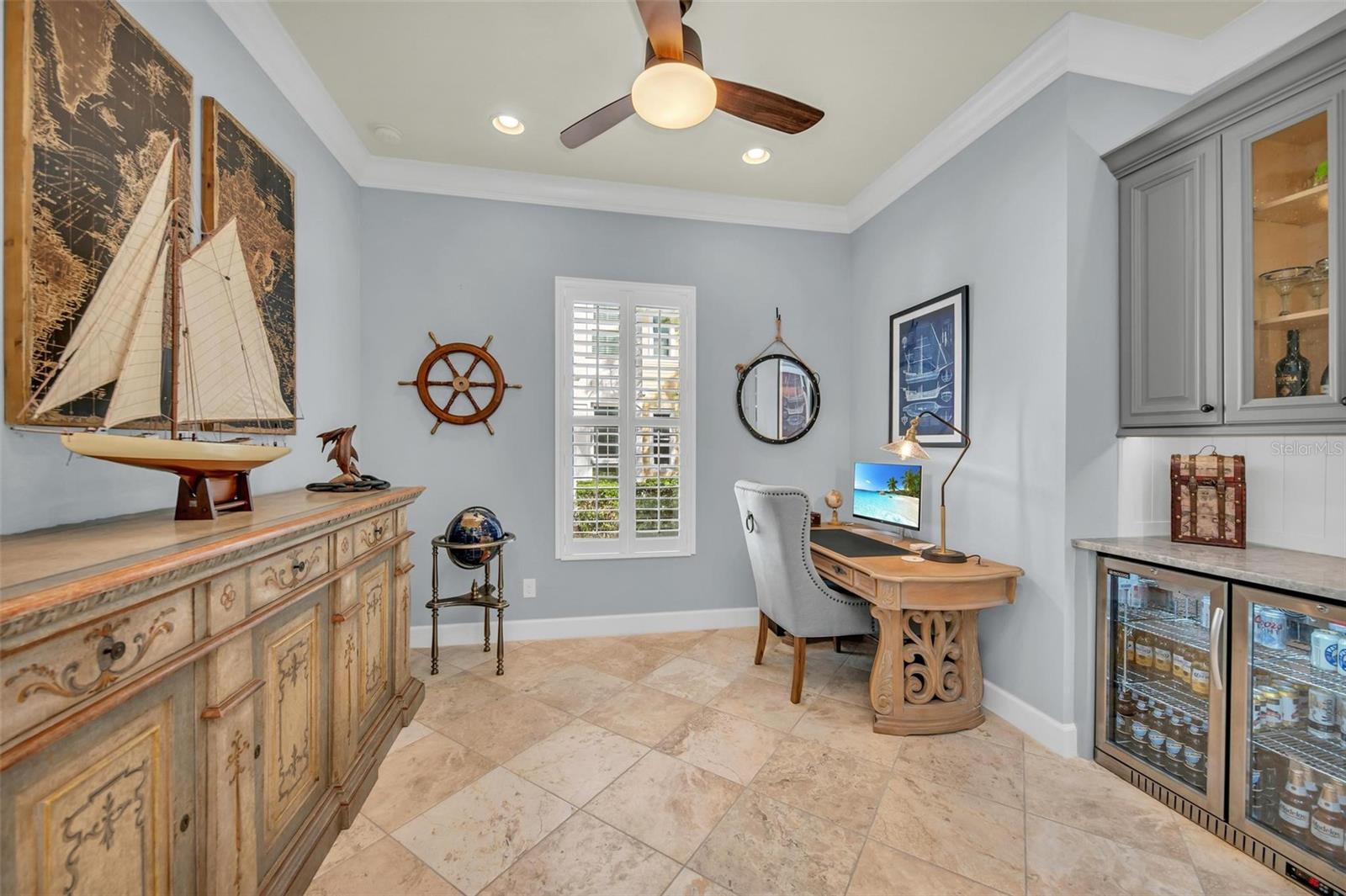 271 SAPPHIRE LAKE DR #101