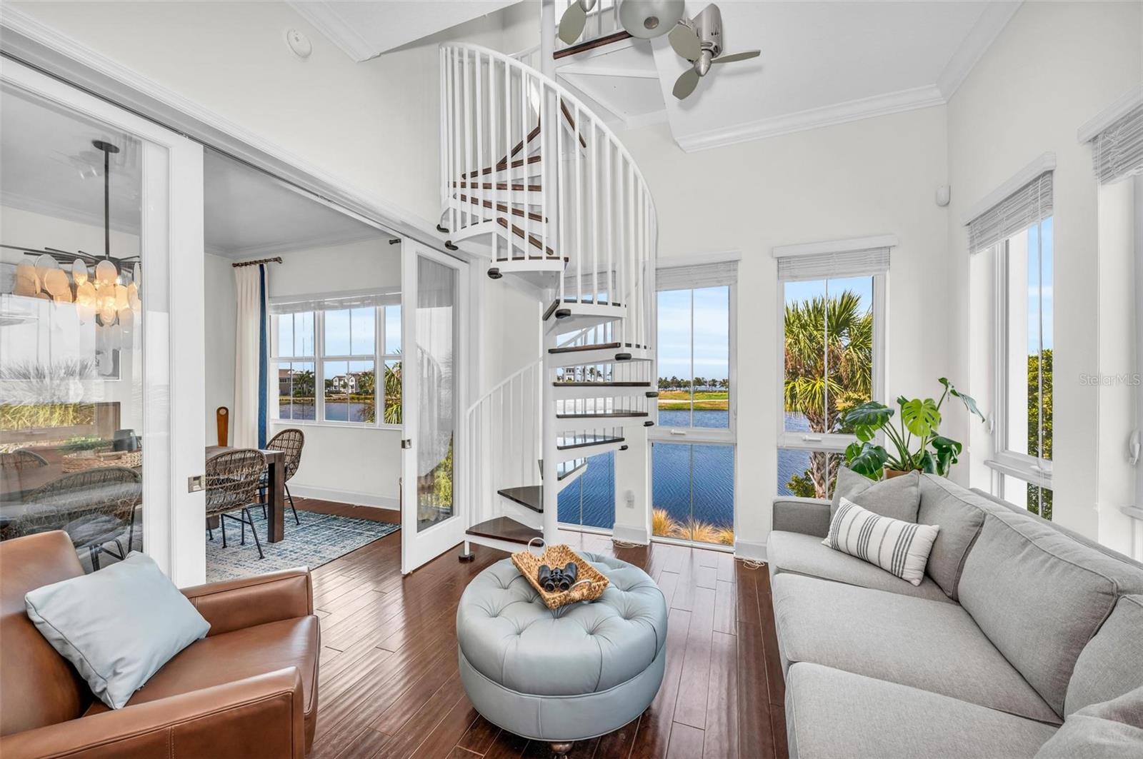 230 SAPPHIRE LAKE DR #201