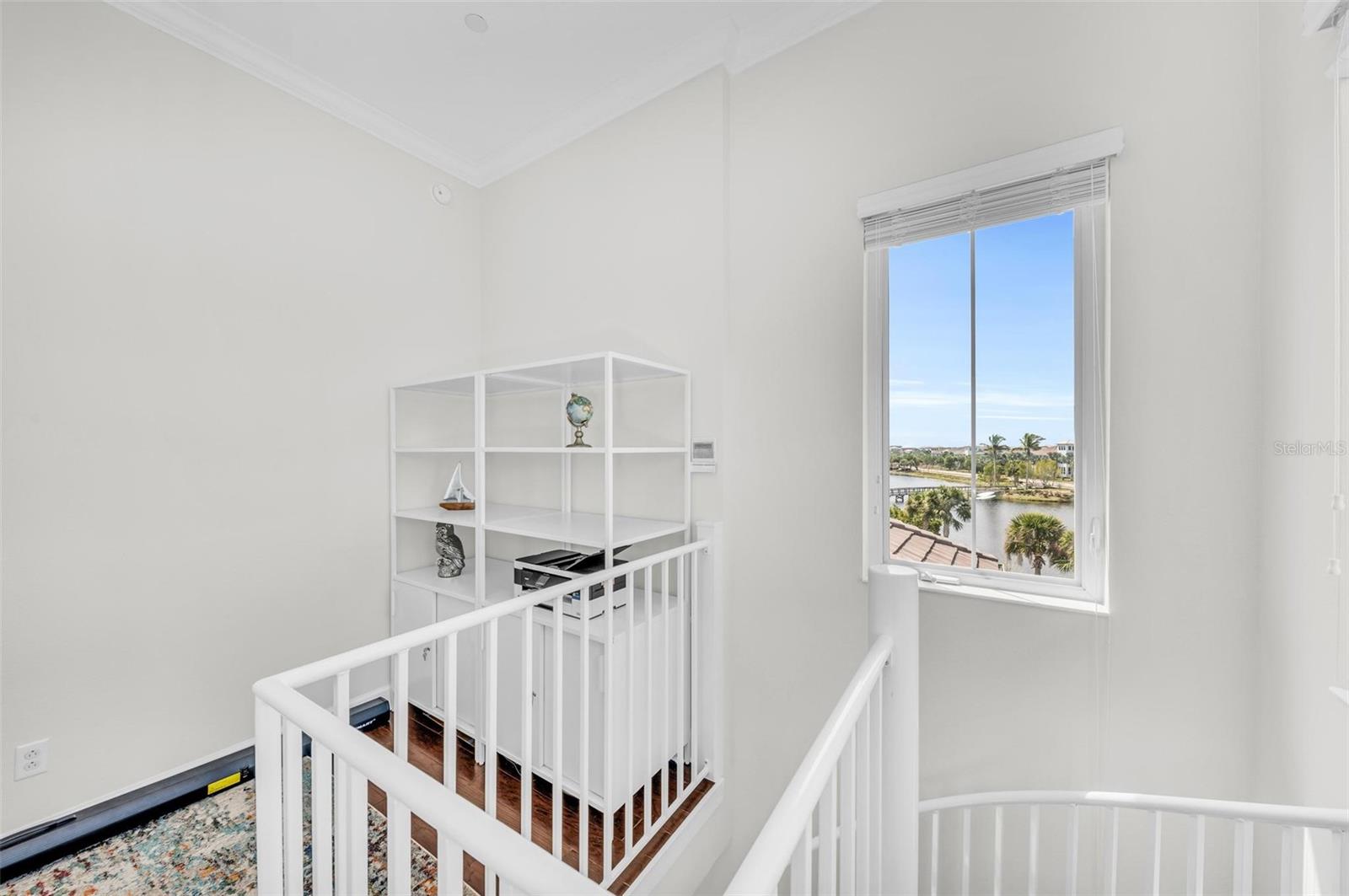 230 SAPPHIRE LAKE DR #201