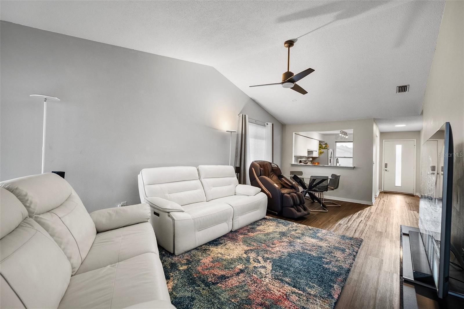 2701 60TH AVENUE PLZ N #8D