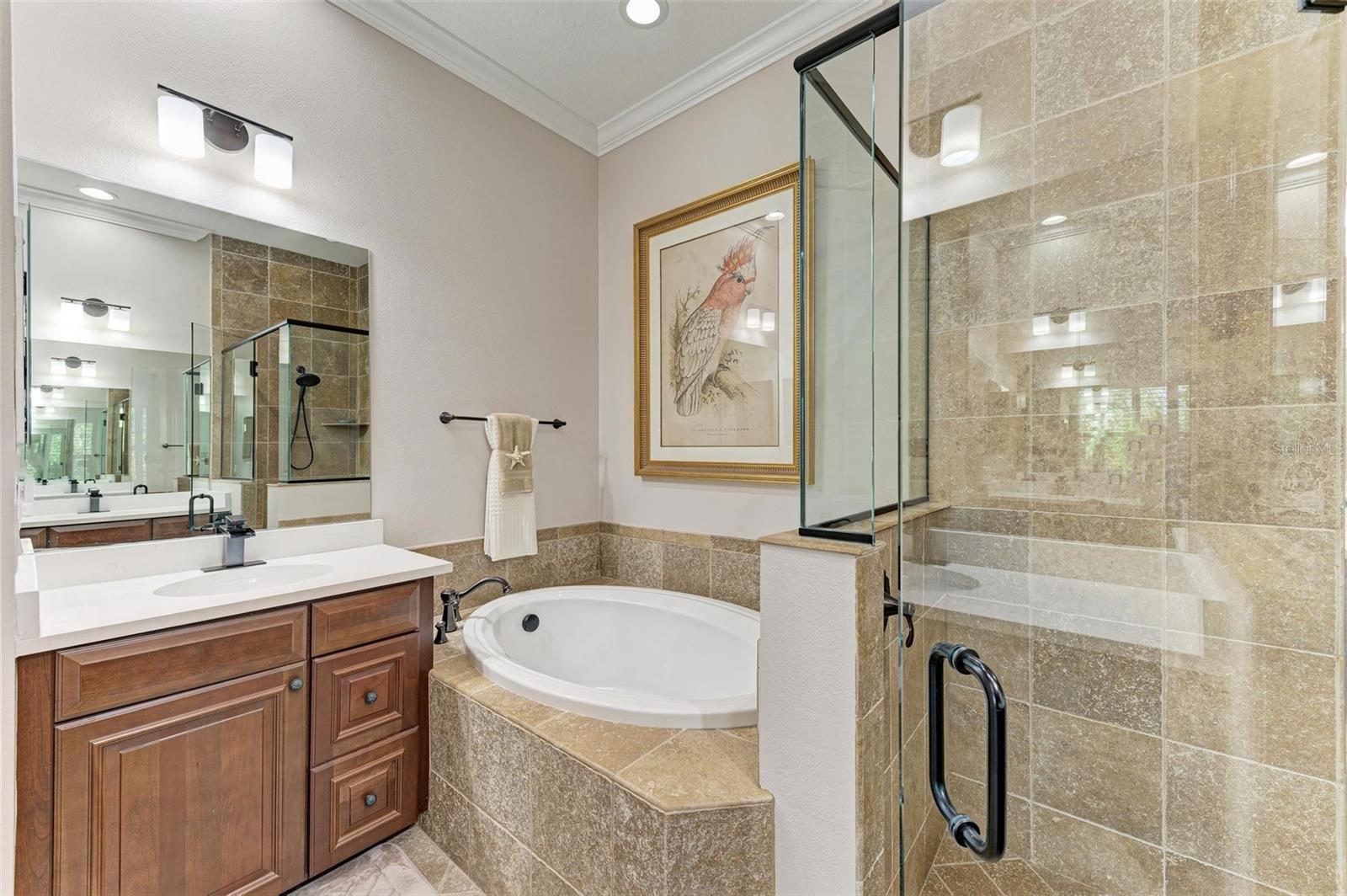 321 SAPPHIRE LAKE DR #101