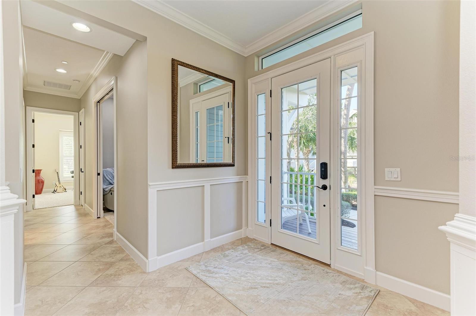 321 SAPPHIRE LAKE DR #101