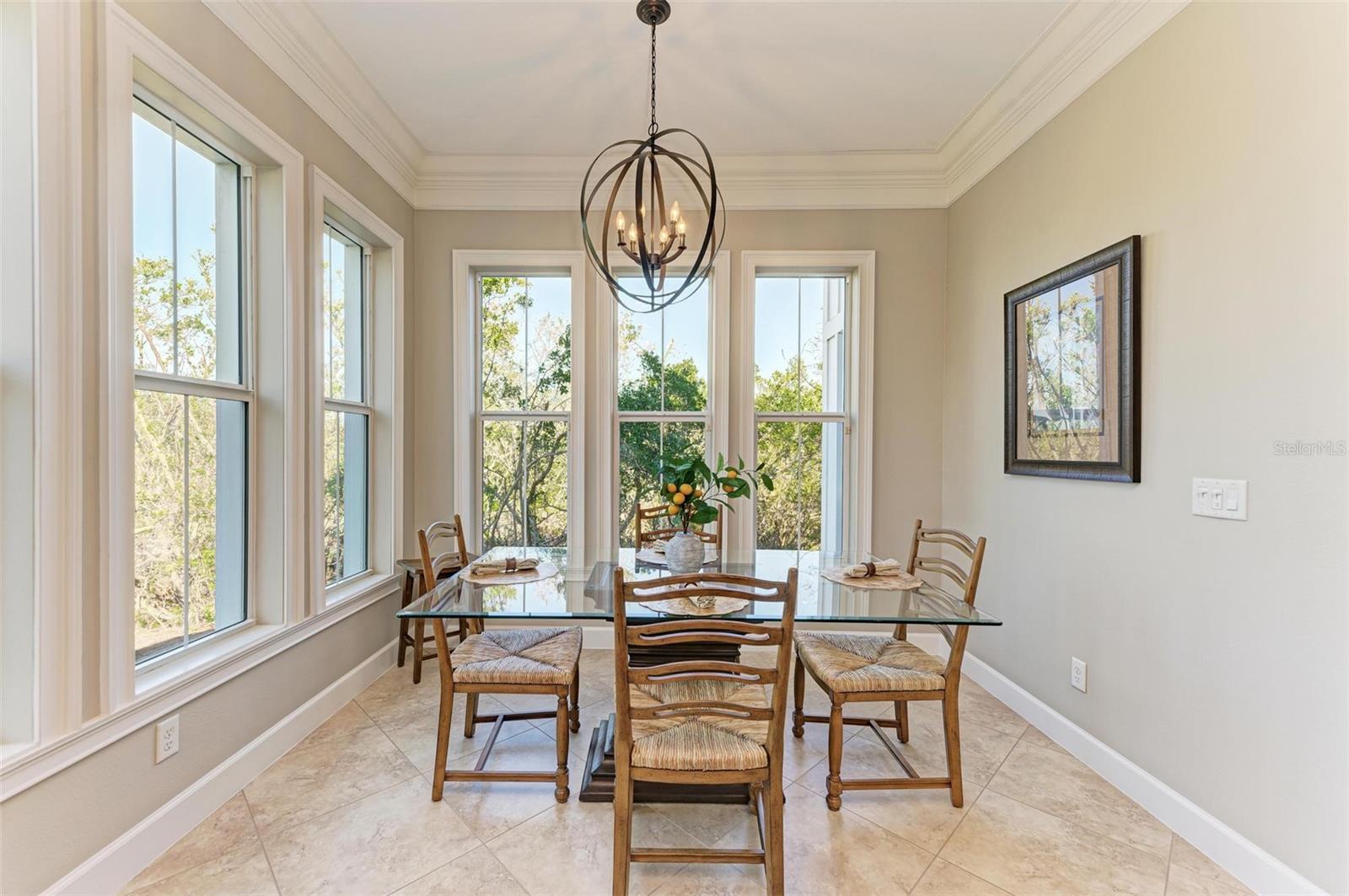 321 SAPPHIRE LAKE DR #101