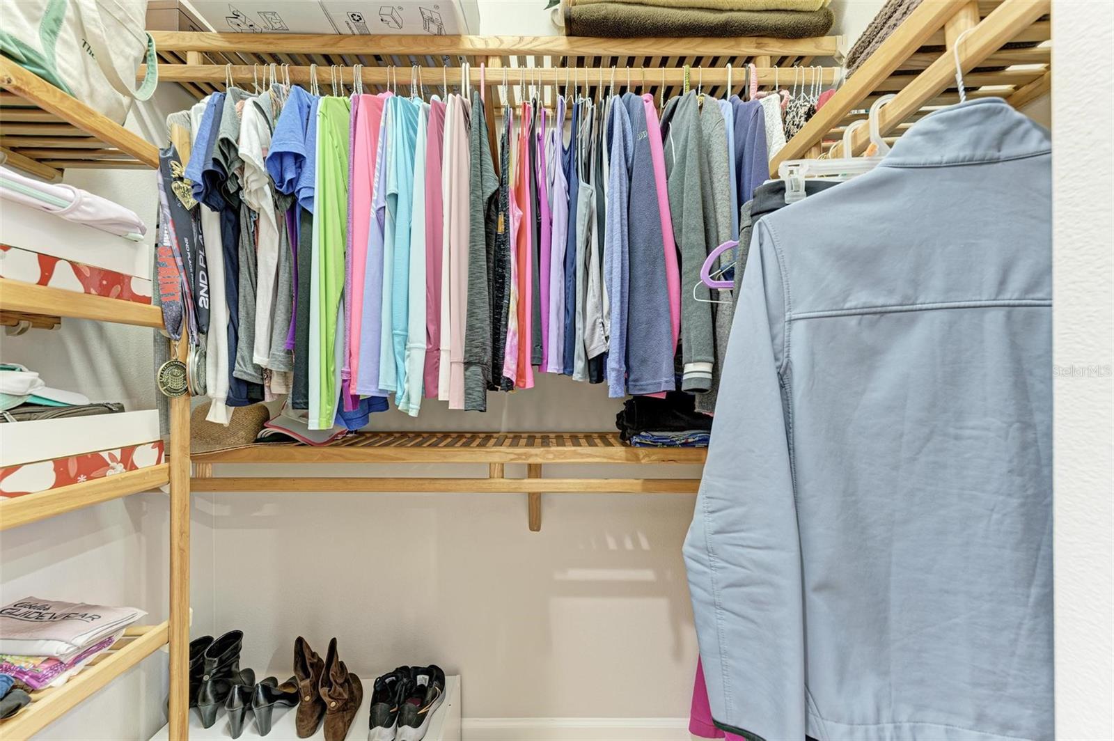 321 SAPPHIRE LAKE DR #101