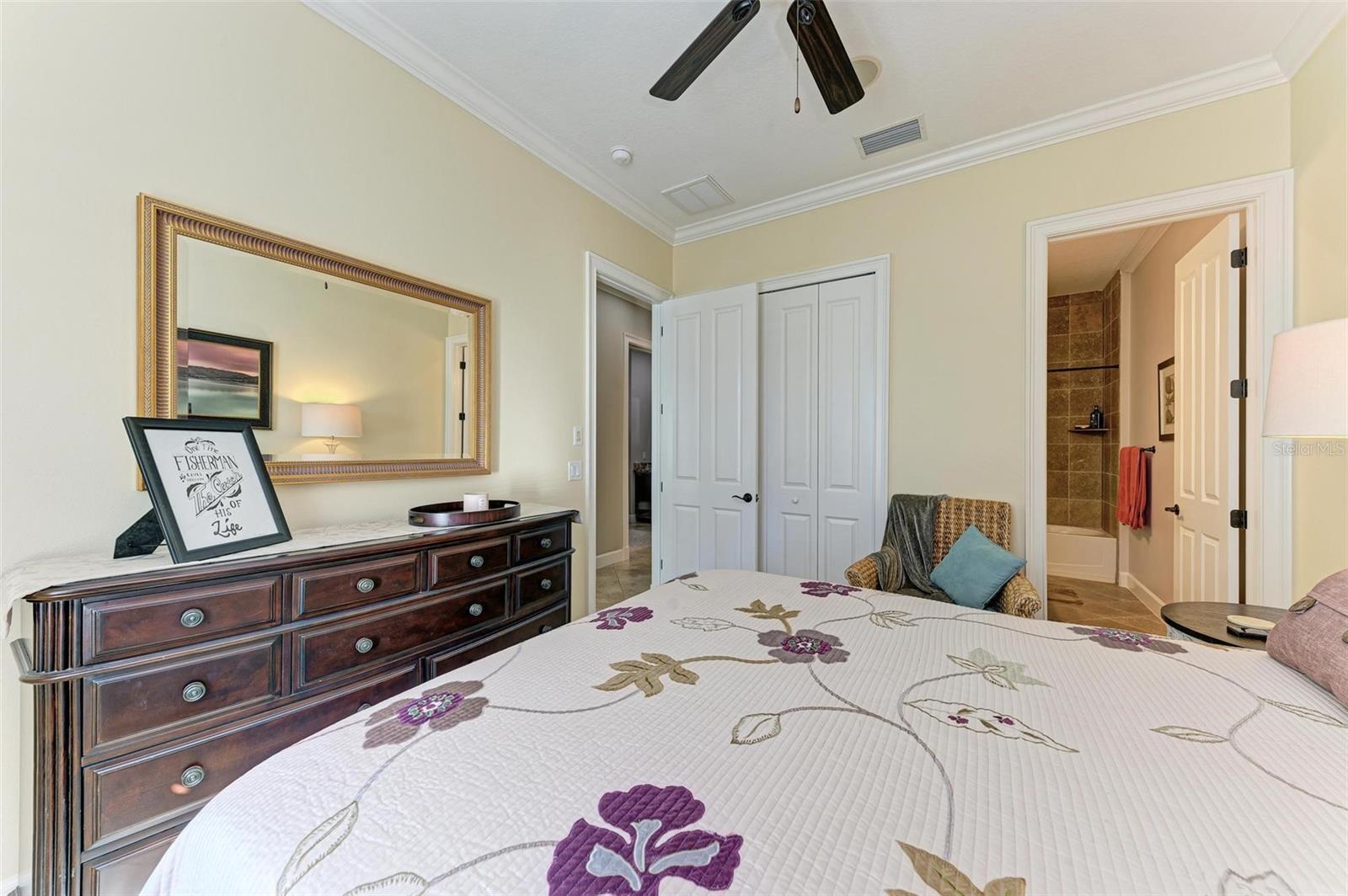 321 SAPPHIRE LAKE DR #101