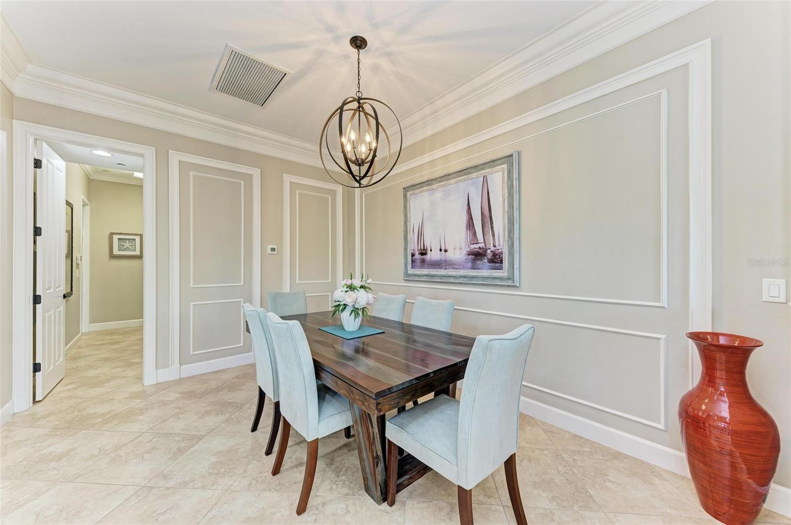 321 SAPPHIRE LAKE DR #101