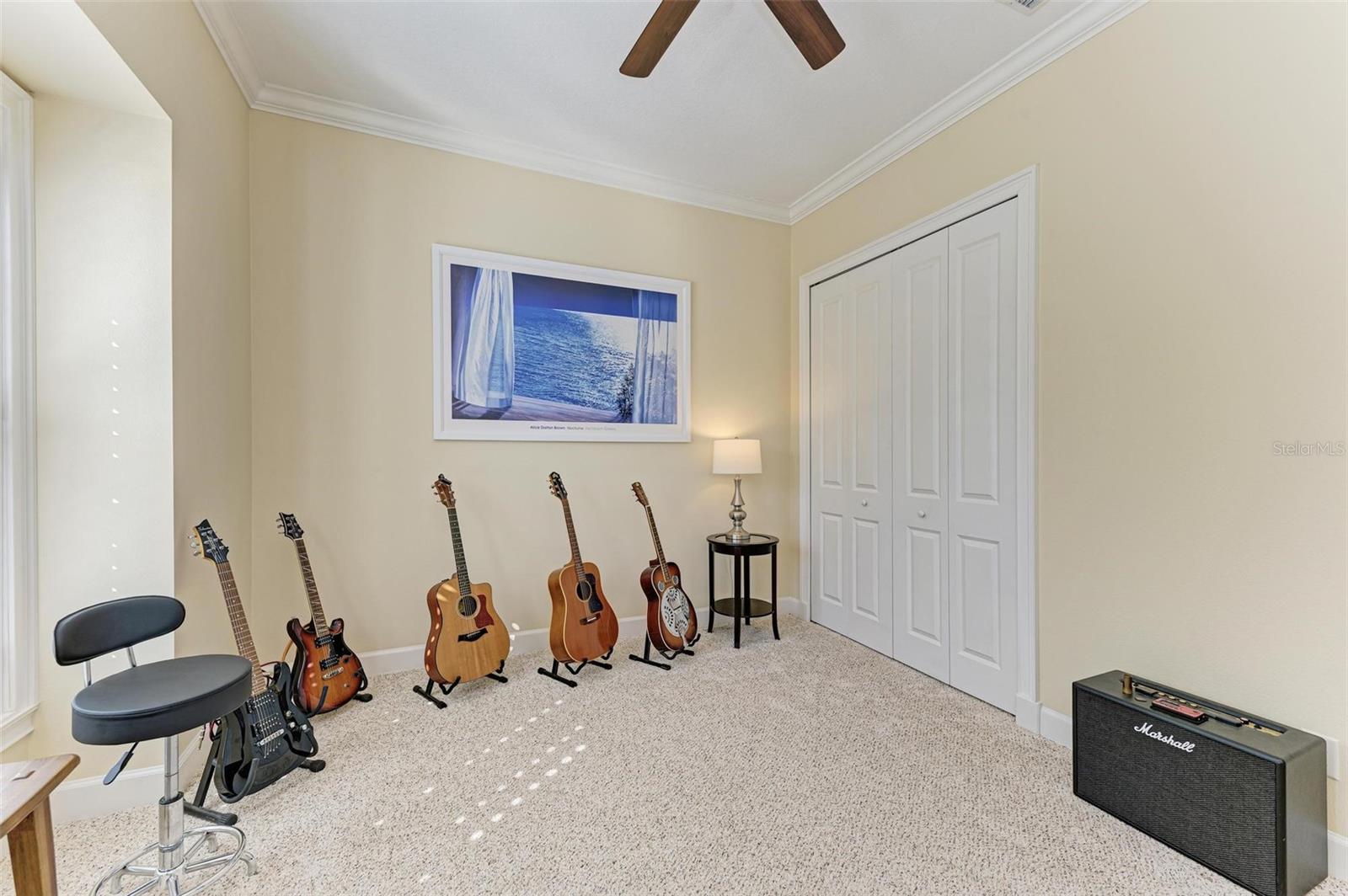 321 SAPPHIRE LAKE DR #101