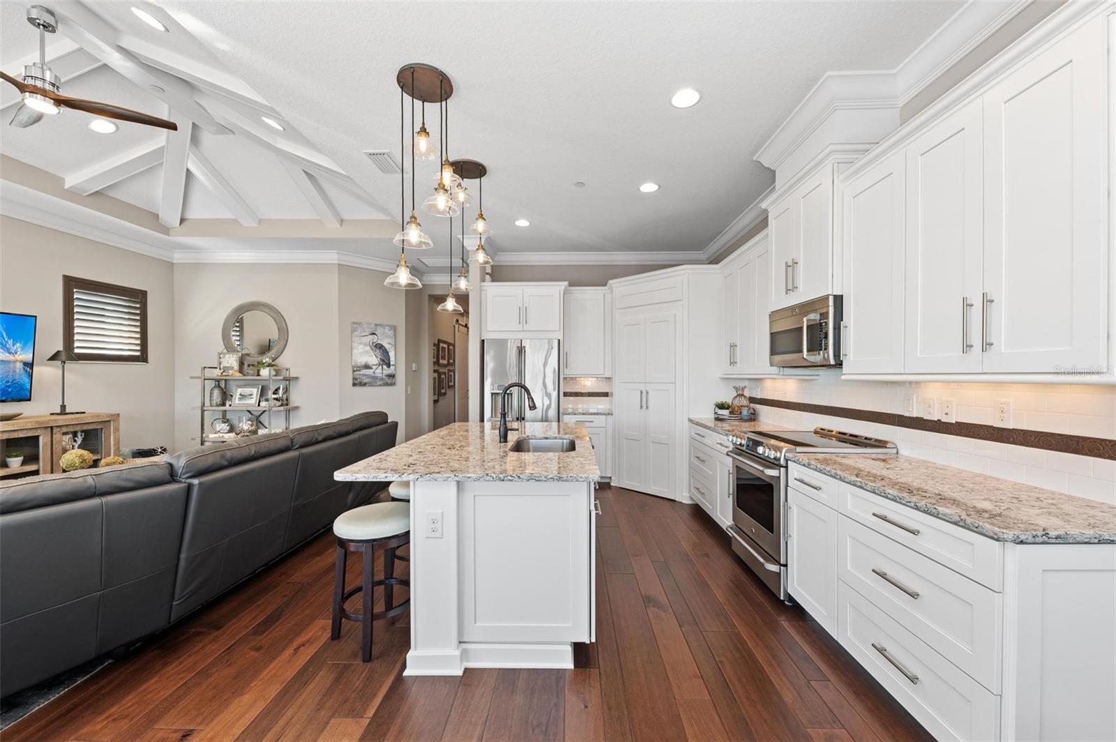 311 COMPASS POINT DR #201