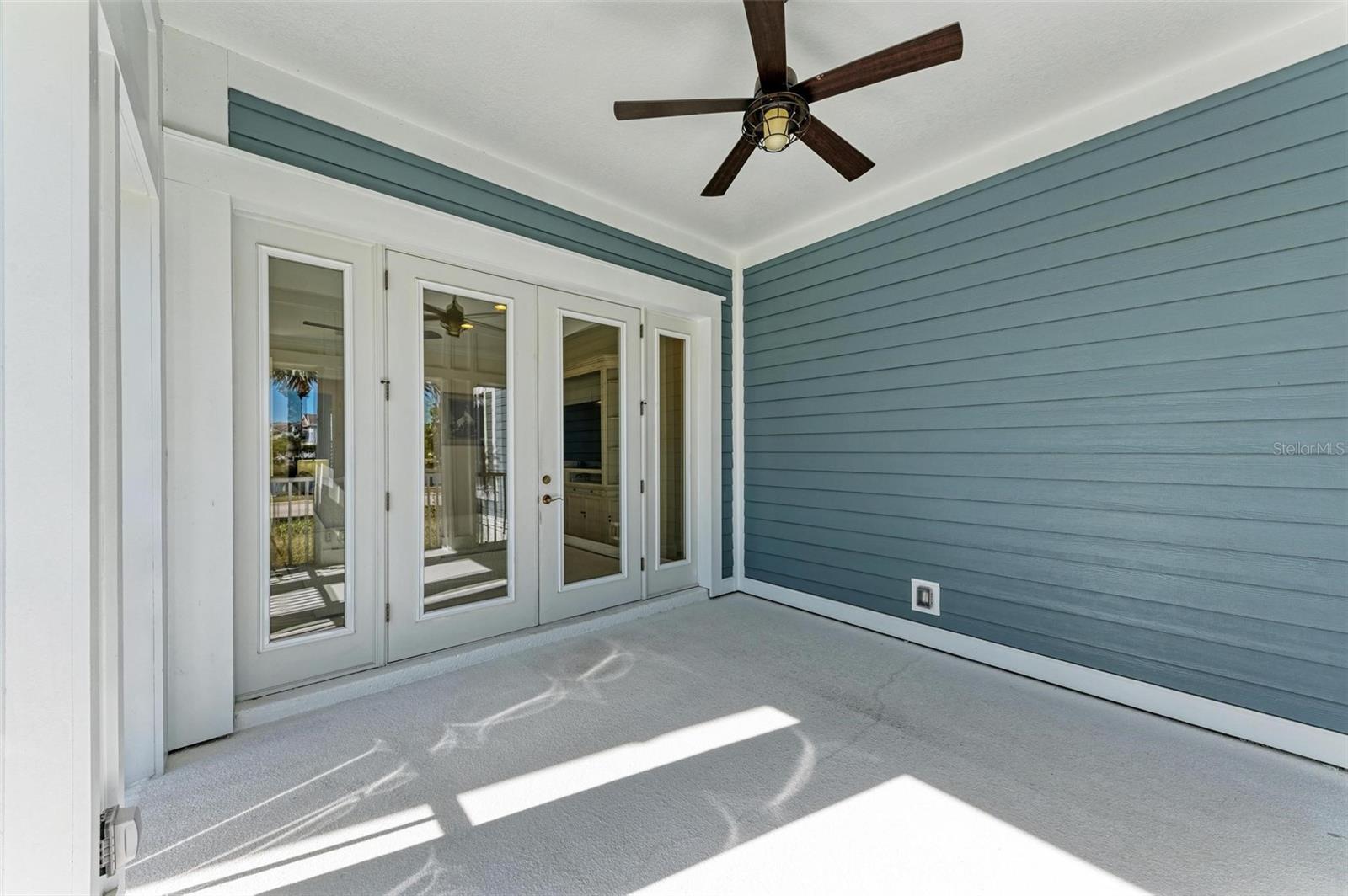 307 COMPASS POINT DR #101