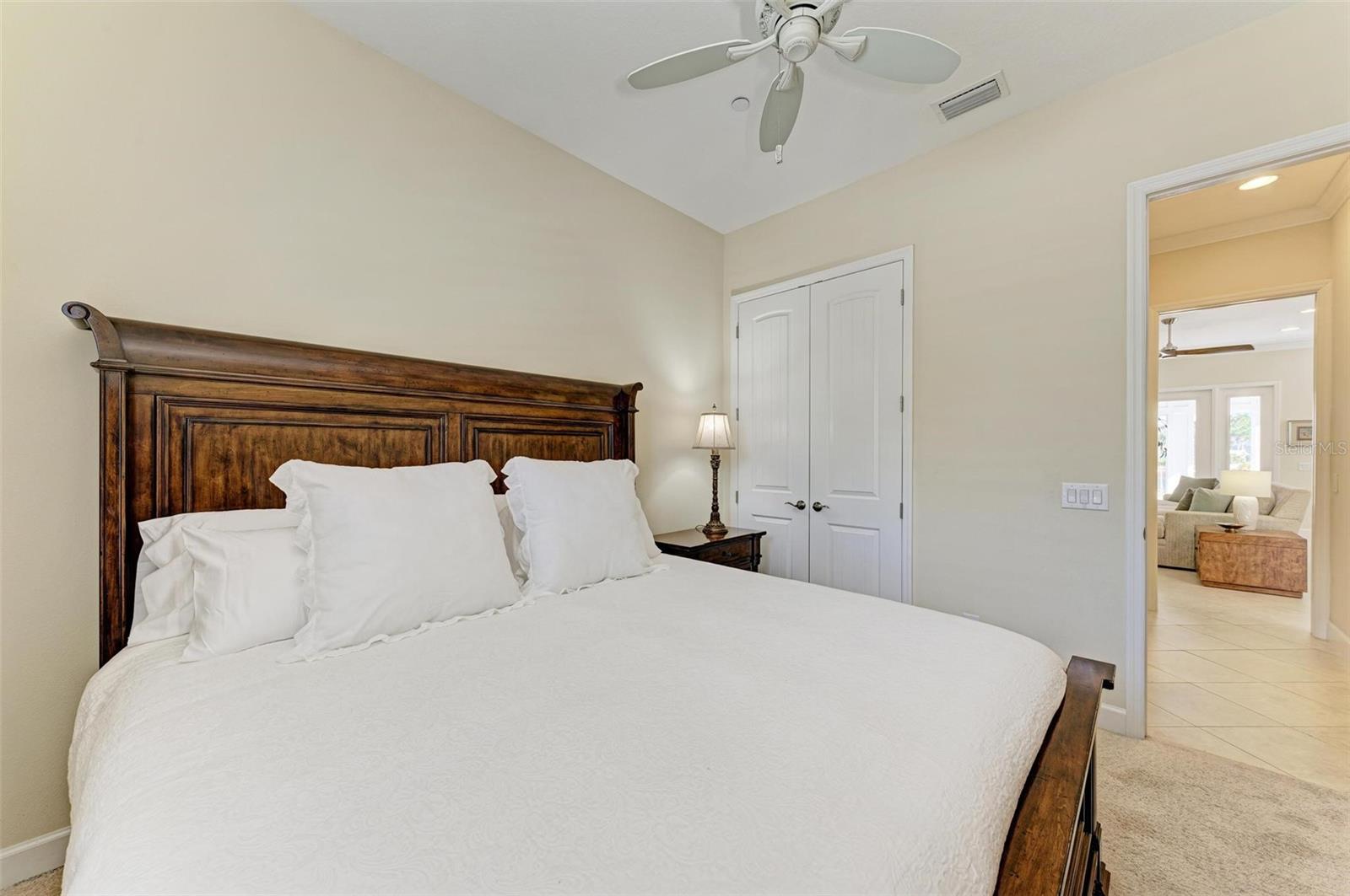 307 COMPASS POINT DR #101