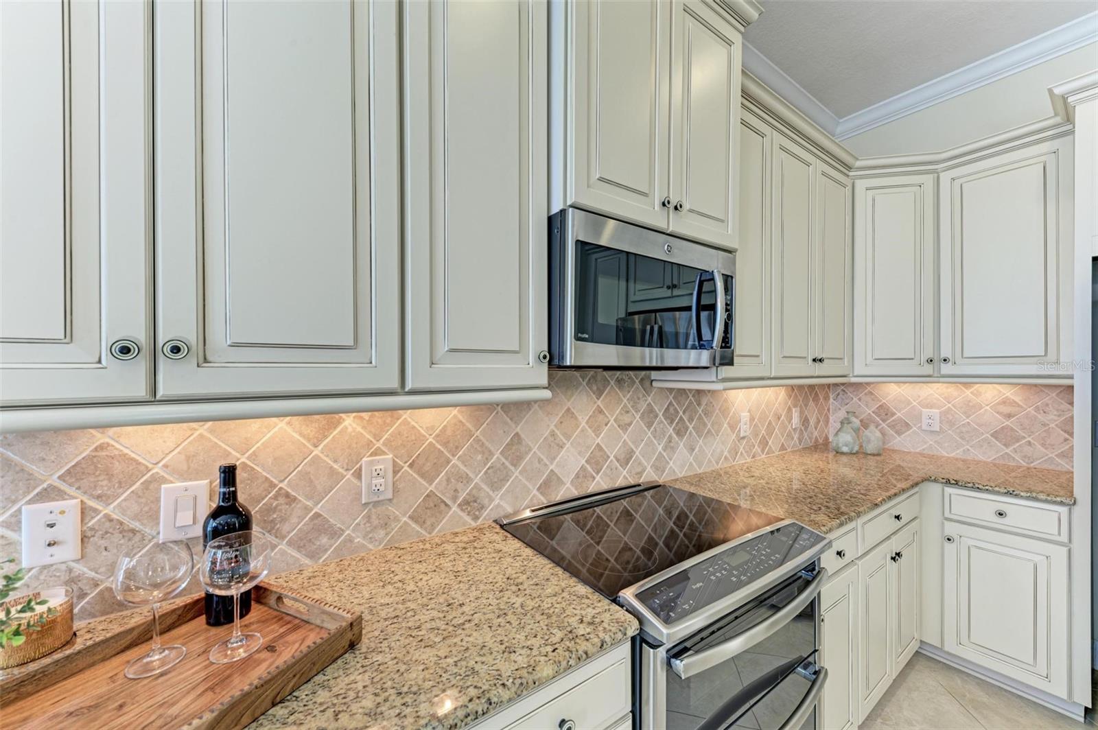 307 COMPASS POINT DR #101