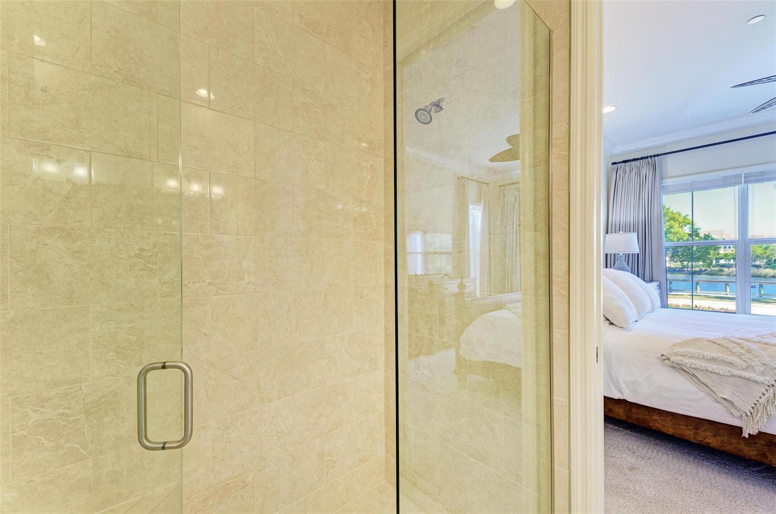 307 COMPASS POINT DR #101