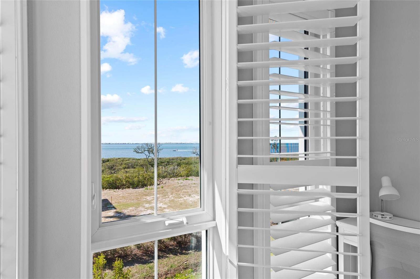 326 COMPASS POINT DR #201