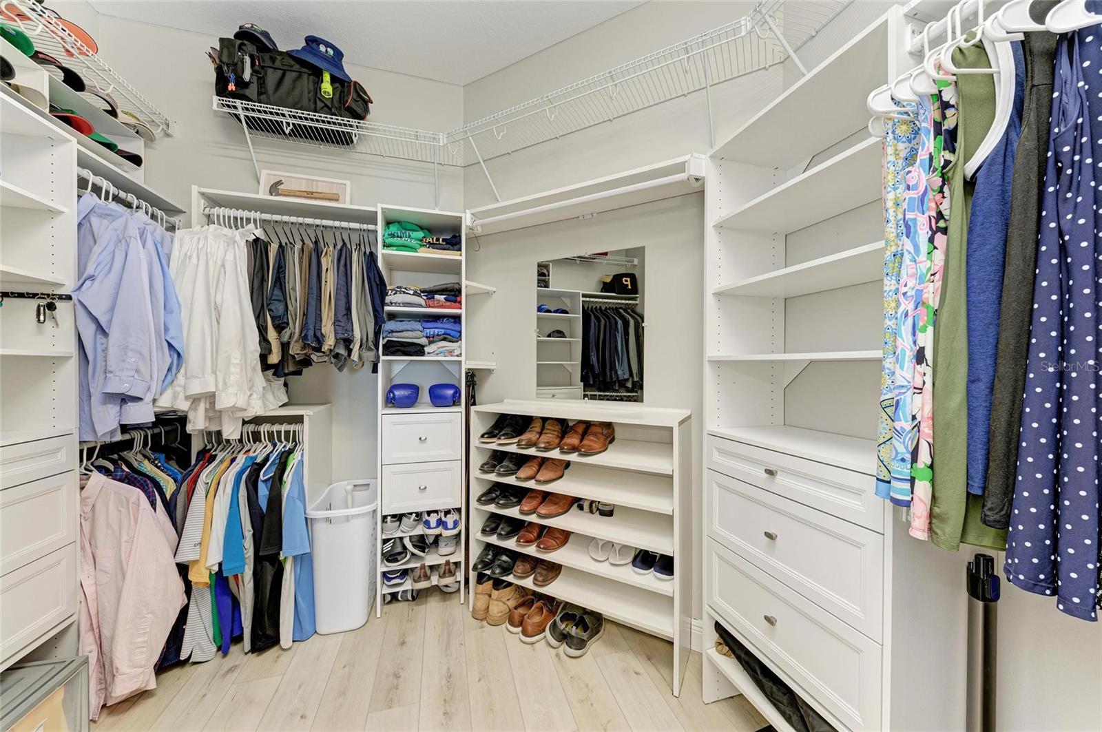 326 COMPASS POINT DR #201