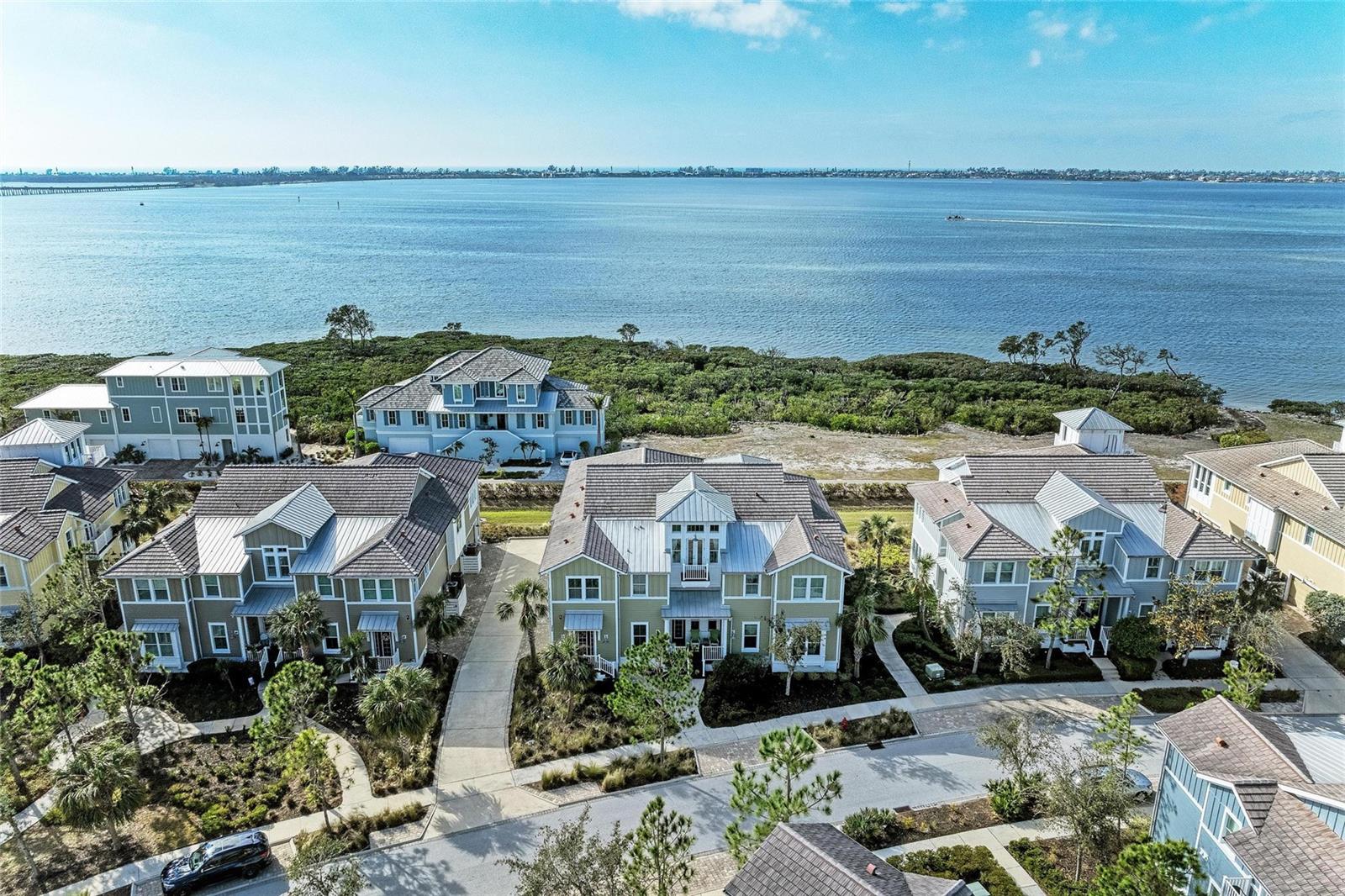 326 COMPASS POINT DR #201