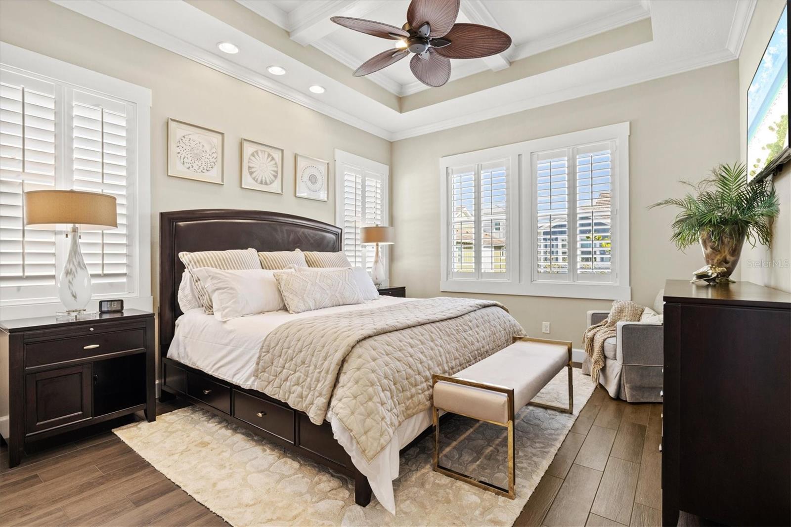 322 COMPASS POINT DR #201