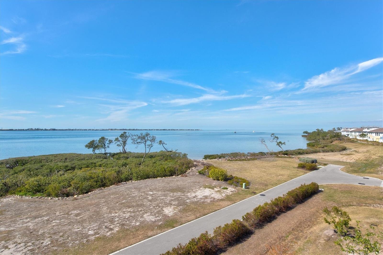 322 COMPASS POINT DR #201