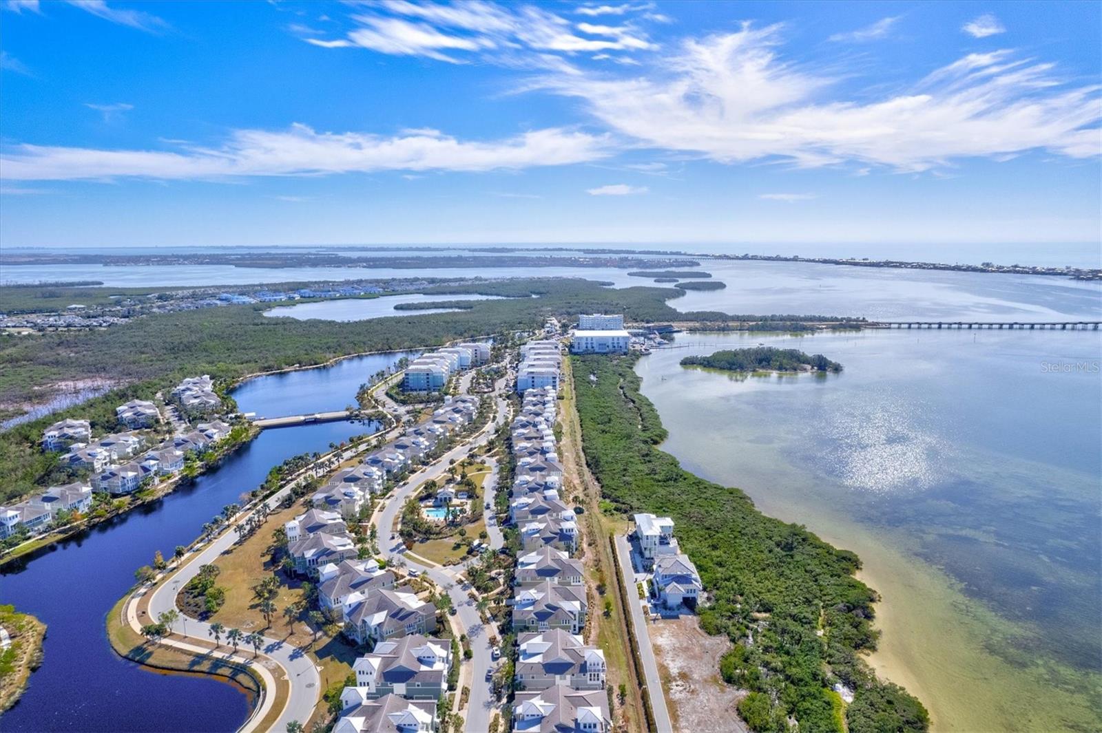 322 COMPASS POINT DR #201