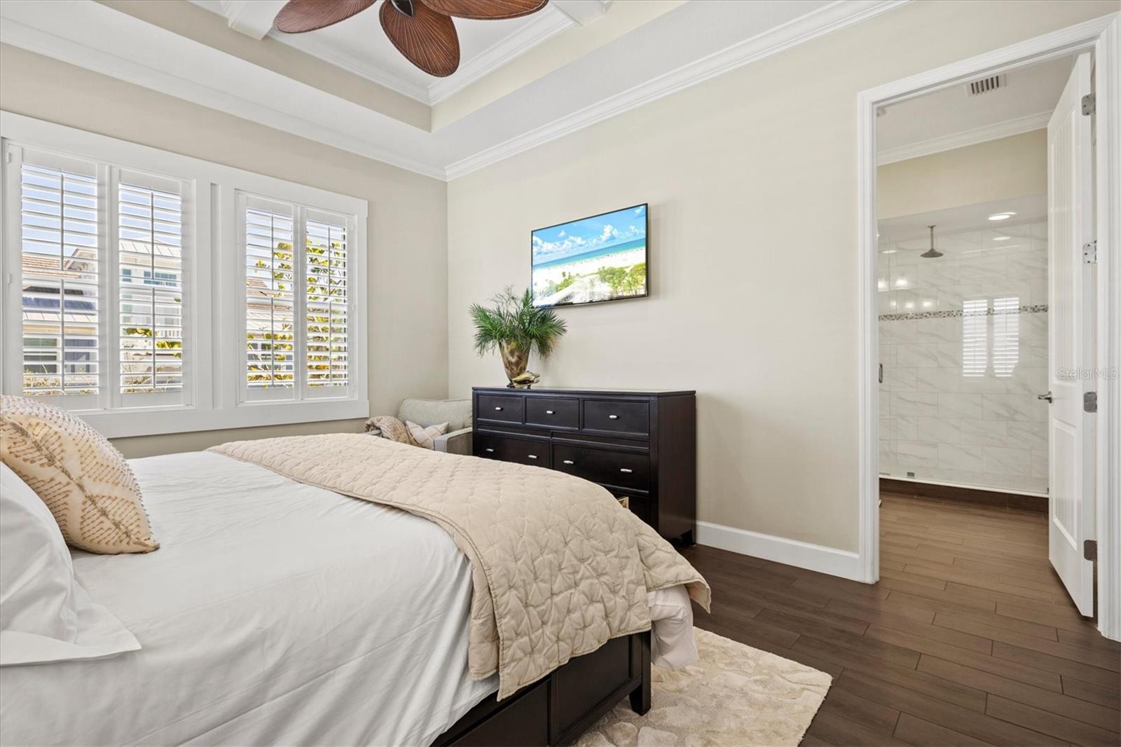 322 COMPASS POINT DR #201