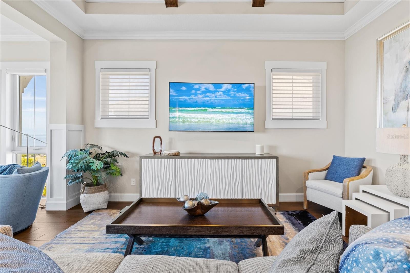 322 COMPASS POINT DR #201