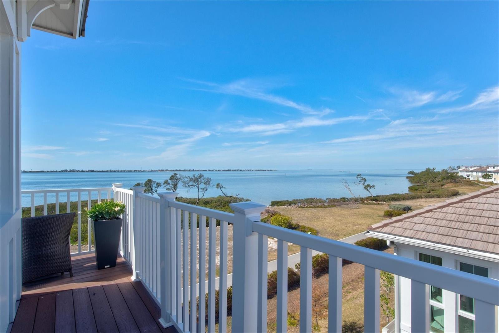 322 COMPASS POINT DR #201