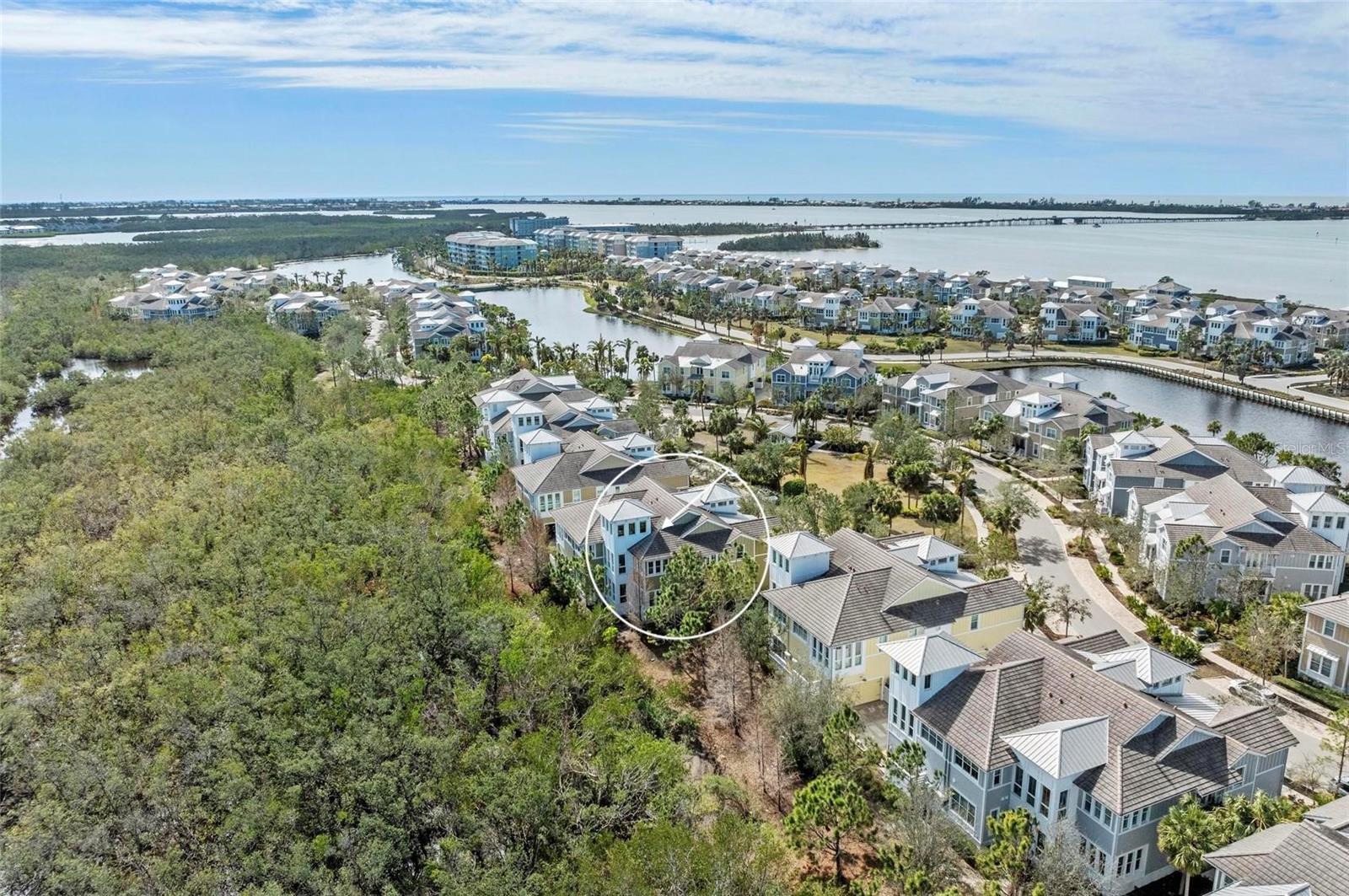 271 SAPPHIRE LAKE DR #202