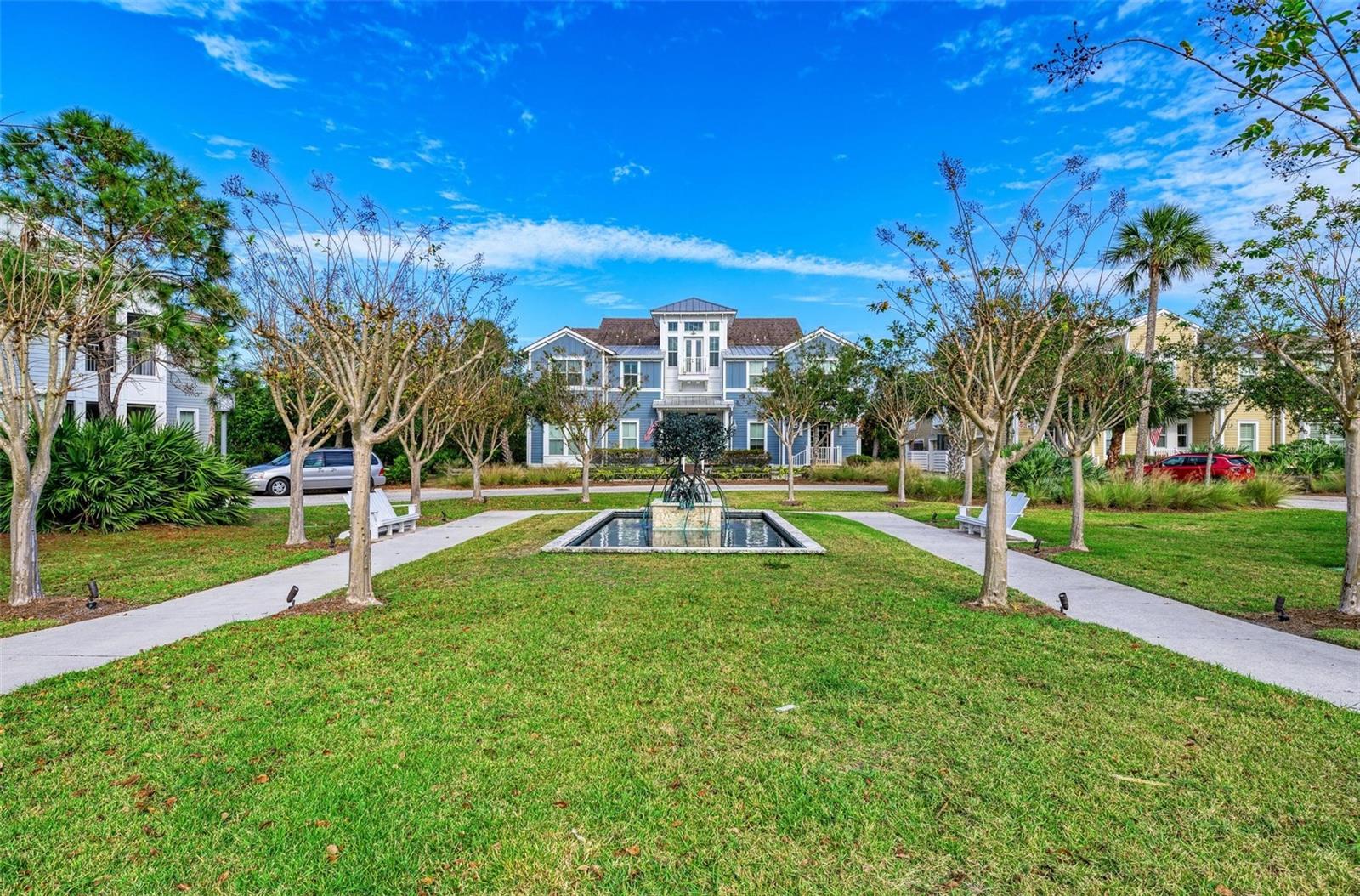 315 SAPPHIRE LAKE DR #202