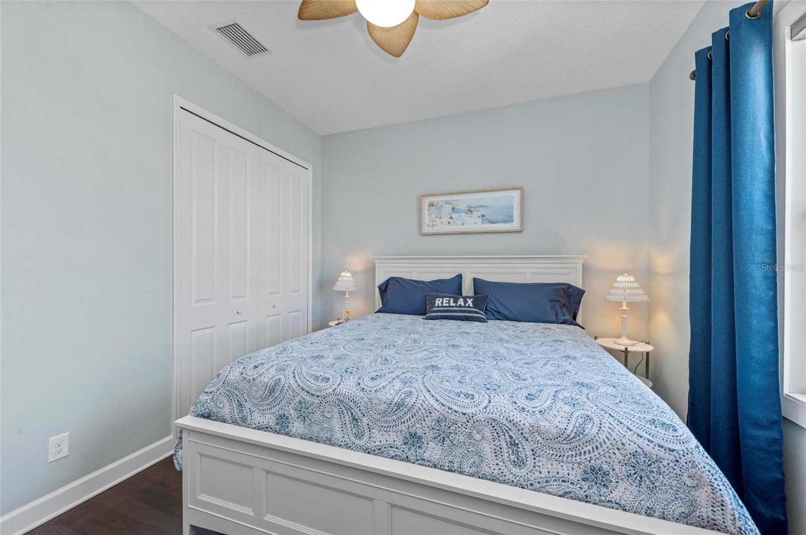 315 SAPPHIRE LAKE DR #202