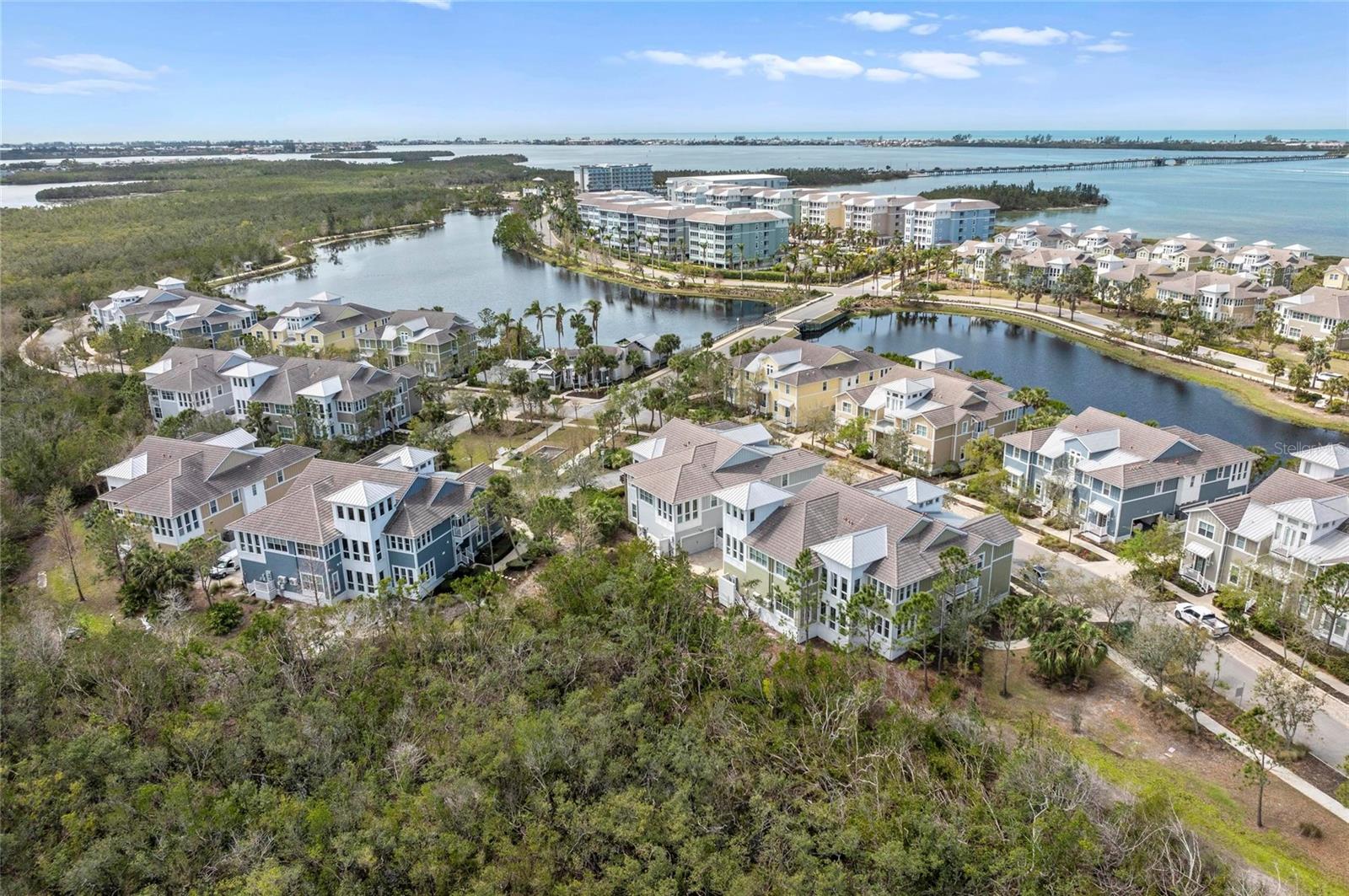 315 SAPPHIRE LAKE DR #202
