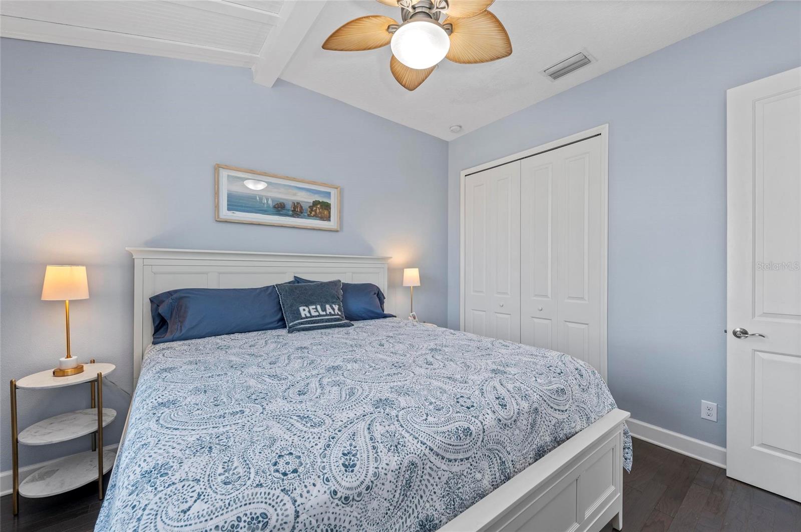 315 SAPPHIRE LAKE DR #202
