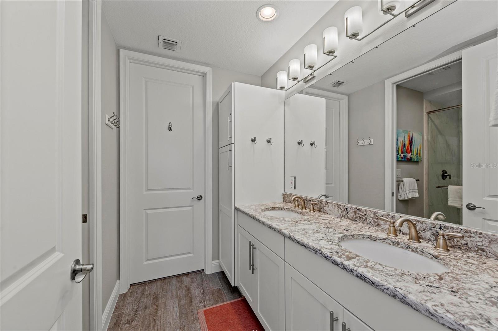 384 ARUBA CIR #103