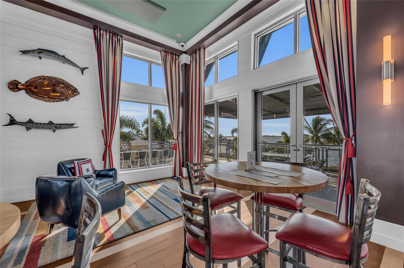 384 ARUBA CIR #103