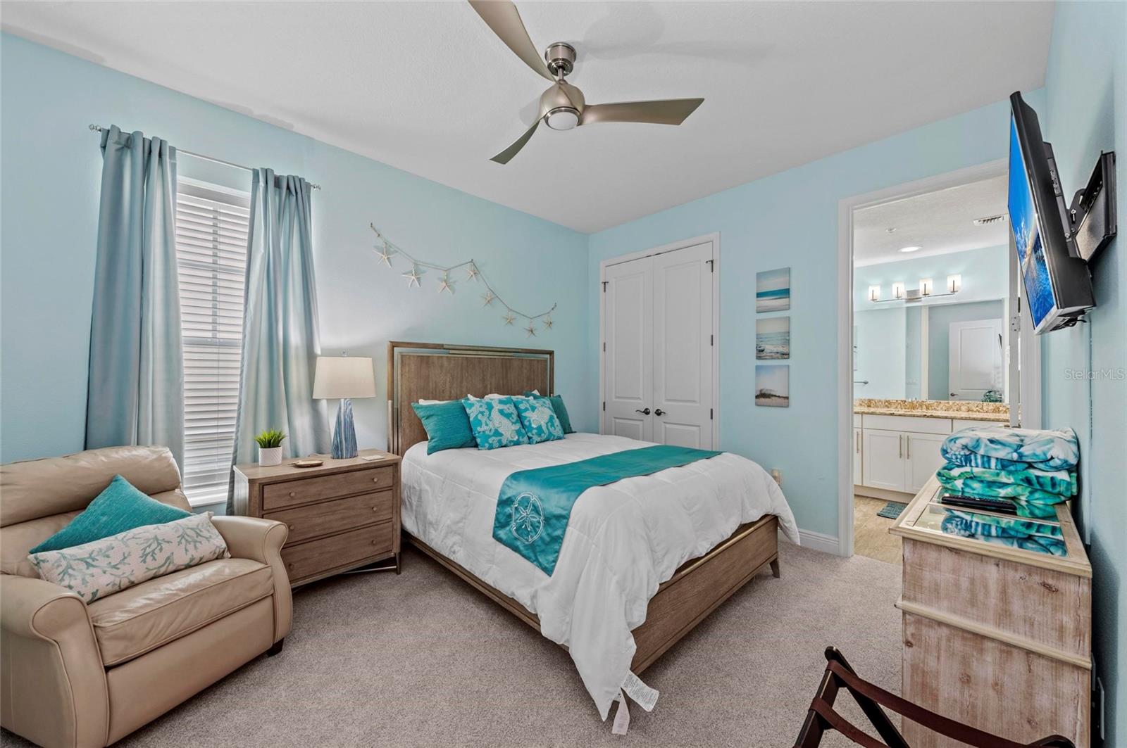 384 ARUBA CIR #103