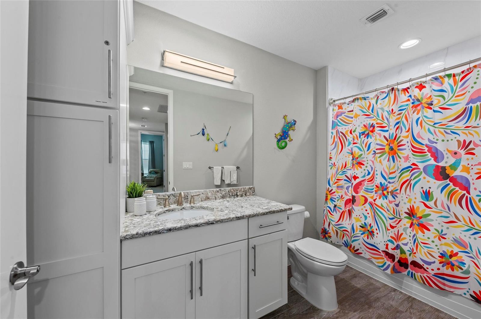 384 ARUBA CIR #103