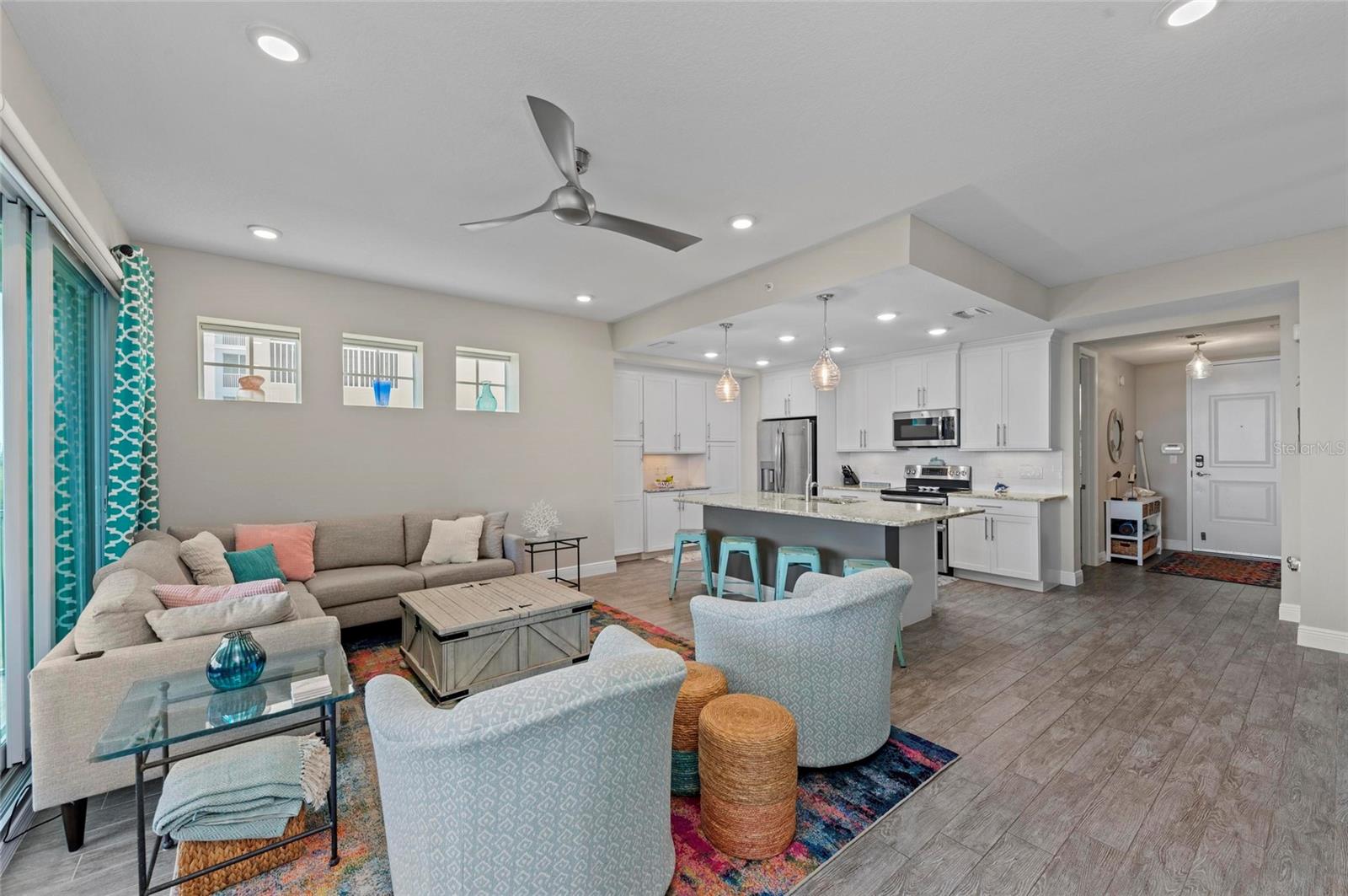 384 ARUBA CIR #103