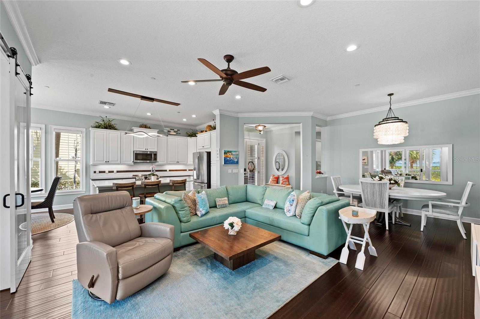 358 COMPASS POINT DR #101