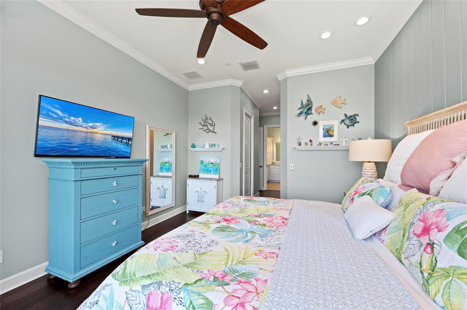 358 COMPASS POINT DR #101