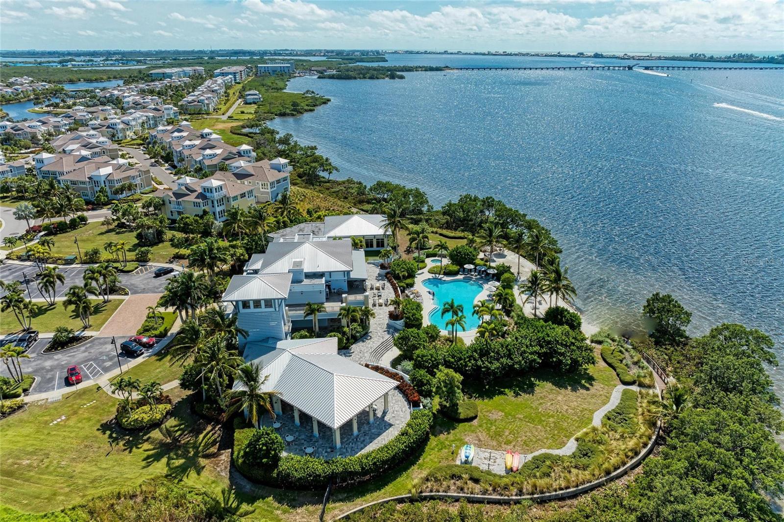 358 COMPASS POINT DR #101