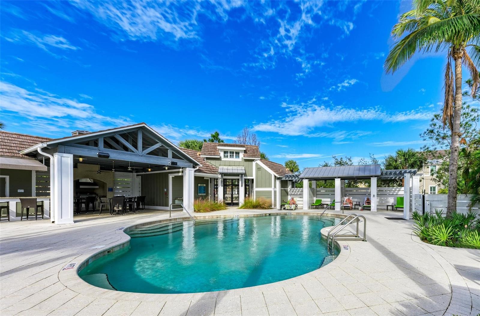 358 COMPASS POINT DR #101