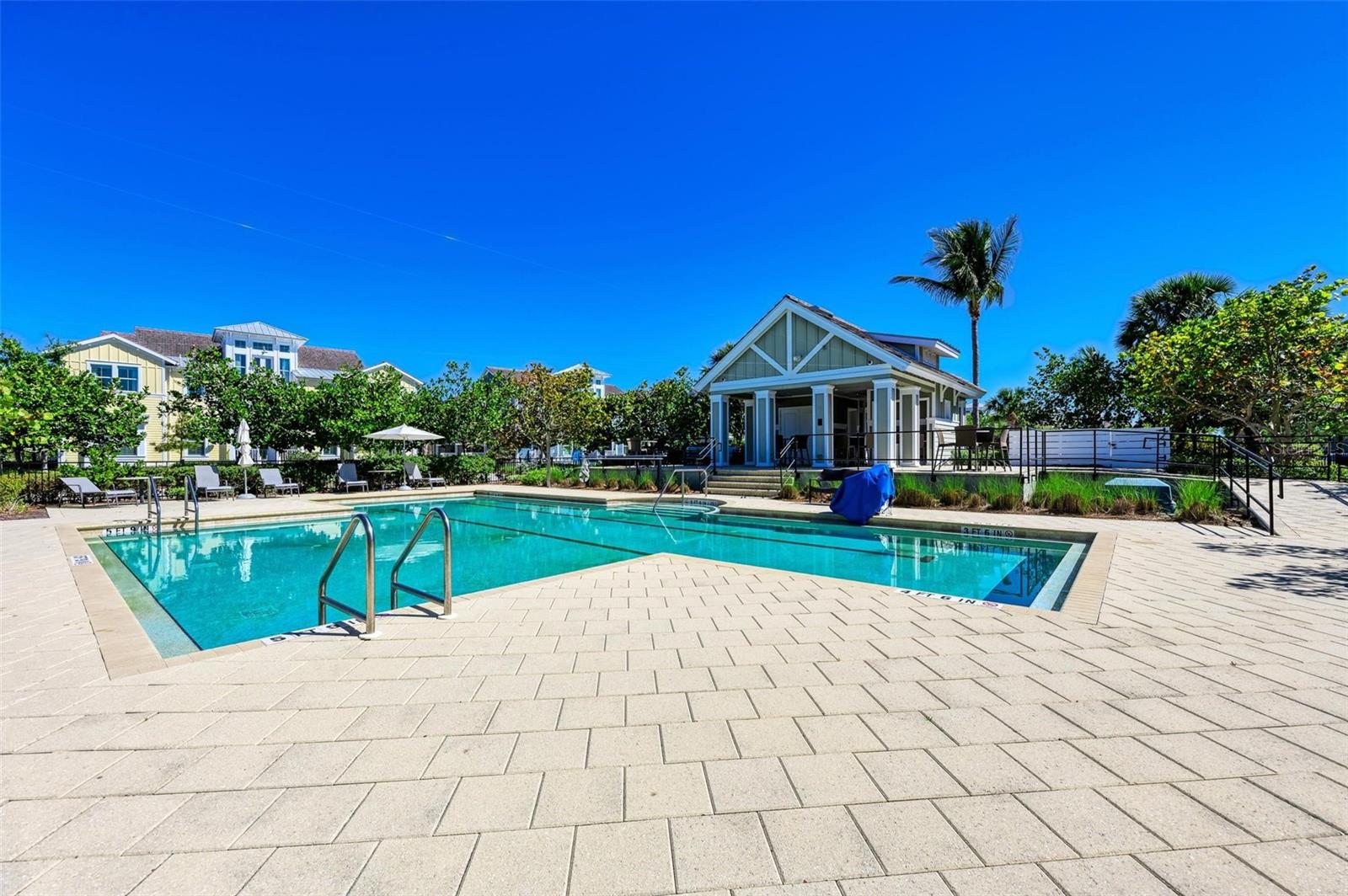 358 COMPASS POINT DR #101