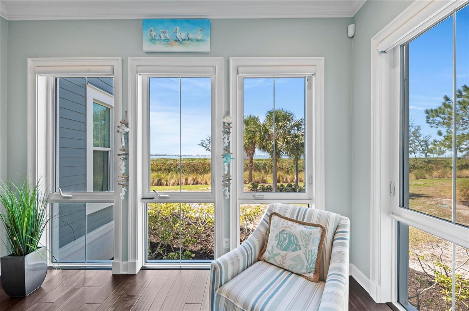 358 COMPASS POINT DR #101