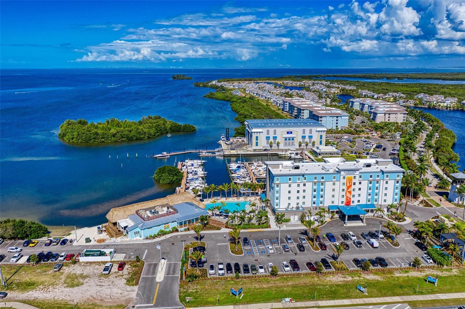 358 COMPASS POINT DR #101