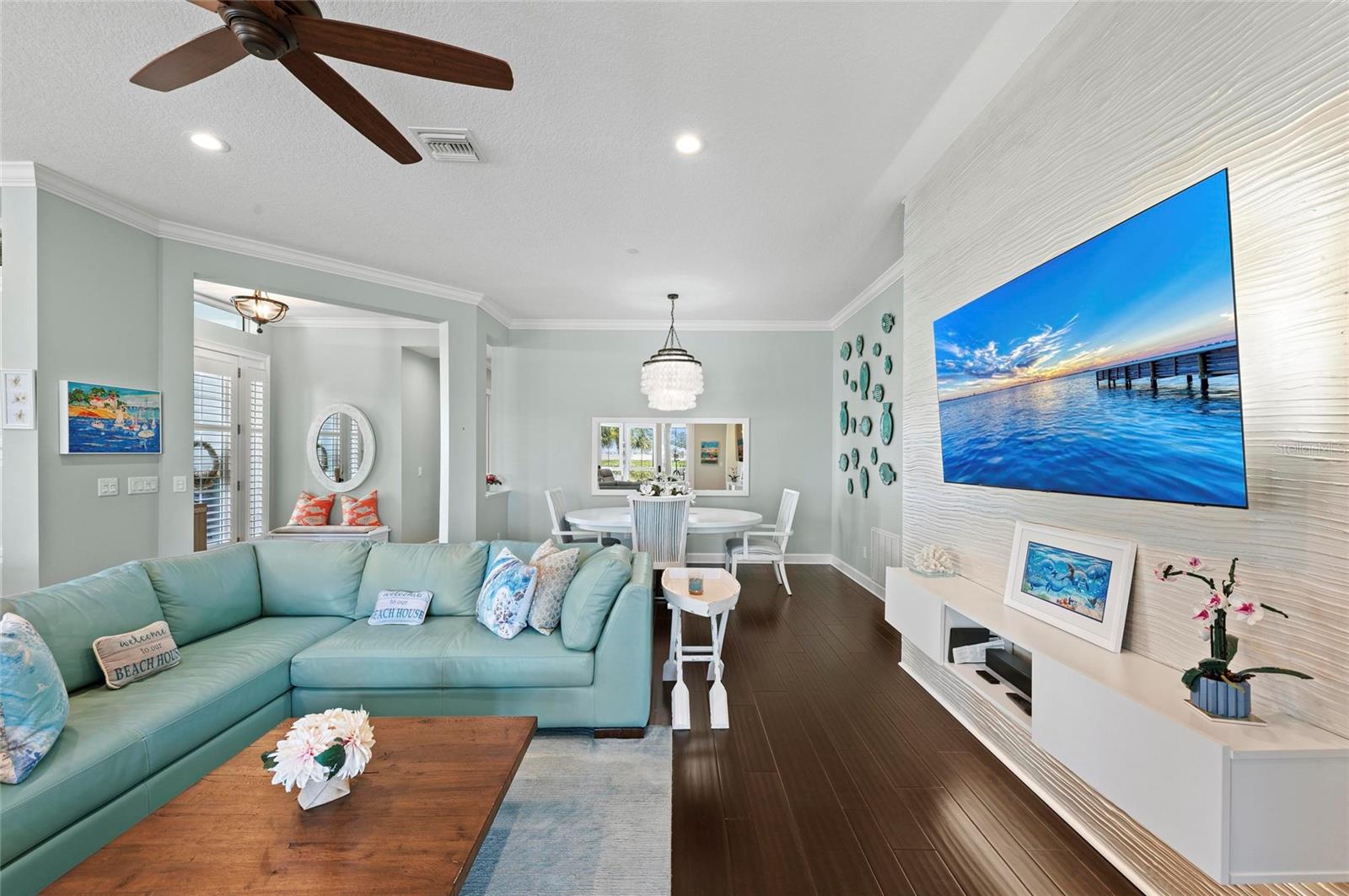 358 COMPASS POINT DR #101