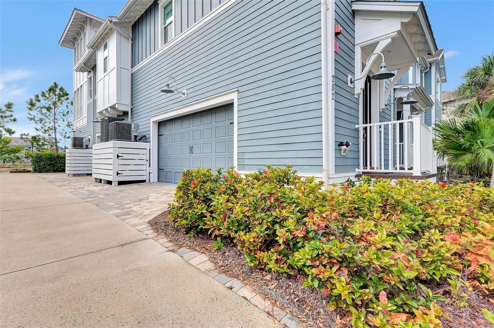 282 SAPPHIRE LAKE DRIVE DR #201